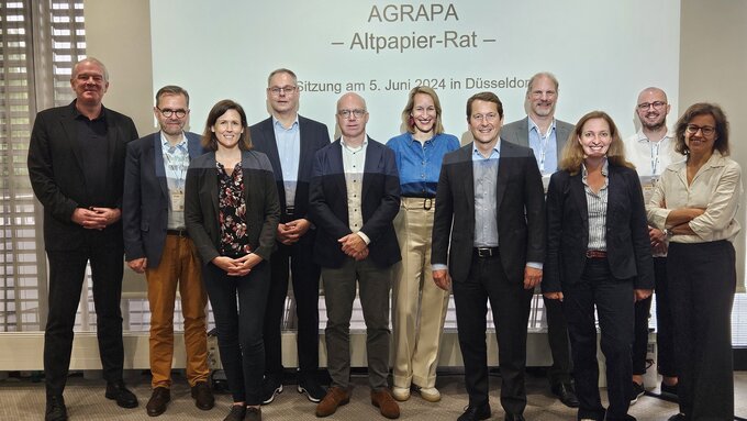 2024-06-07_PI_Erfolgreiche_Sitzung_AGRAPA-Altpapierrates_auf_der_drupa.jpg