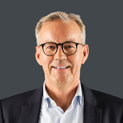 2025-Busch.jpg 2025-Busch.jpg